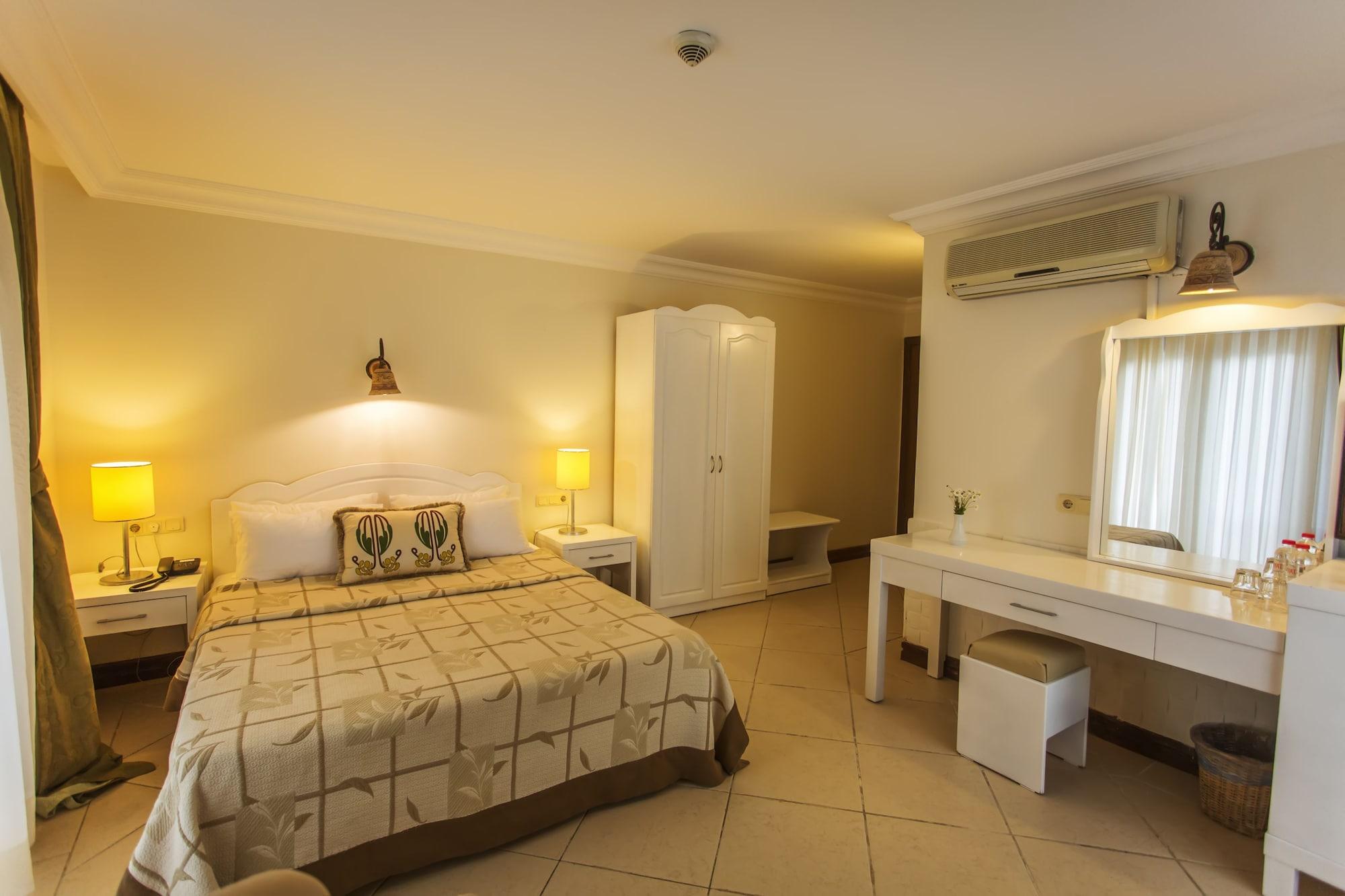 Paradise Garden Hotel 厄吕代尼兹 外观 照片